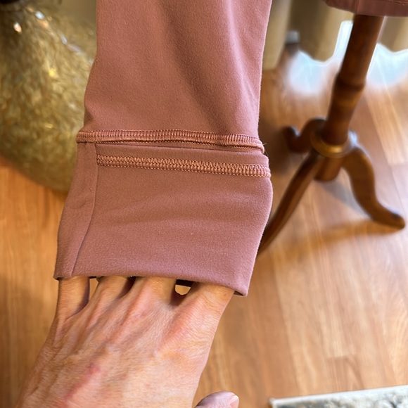 Lululemon Define size 10 - Picture 3 of 8